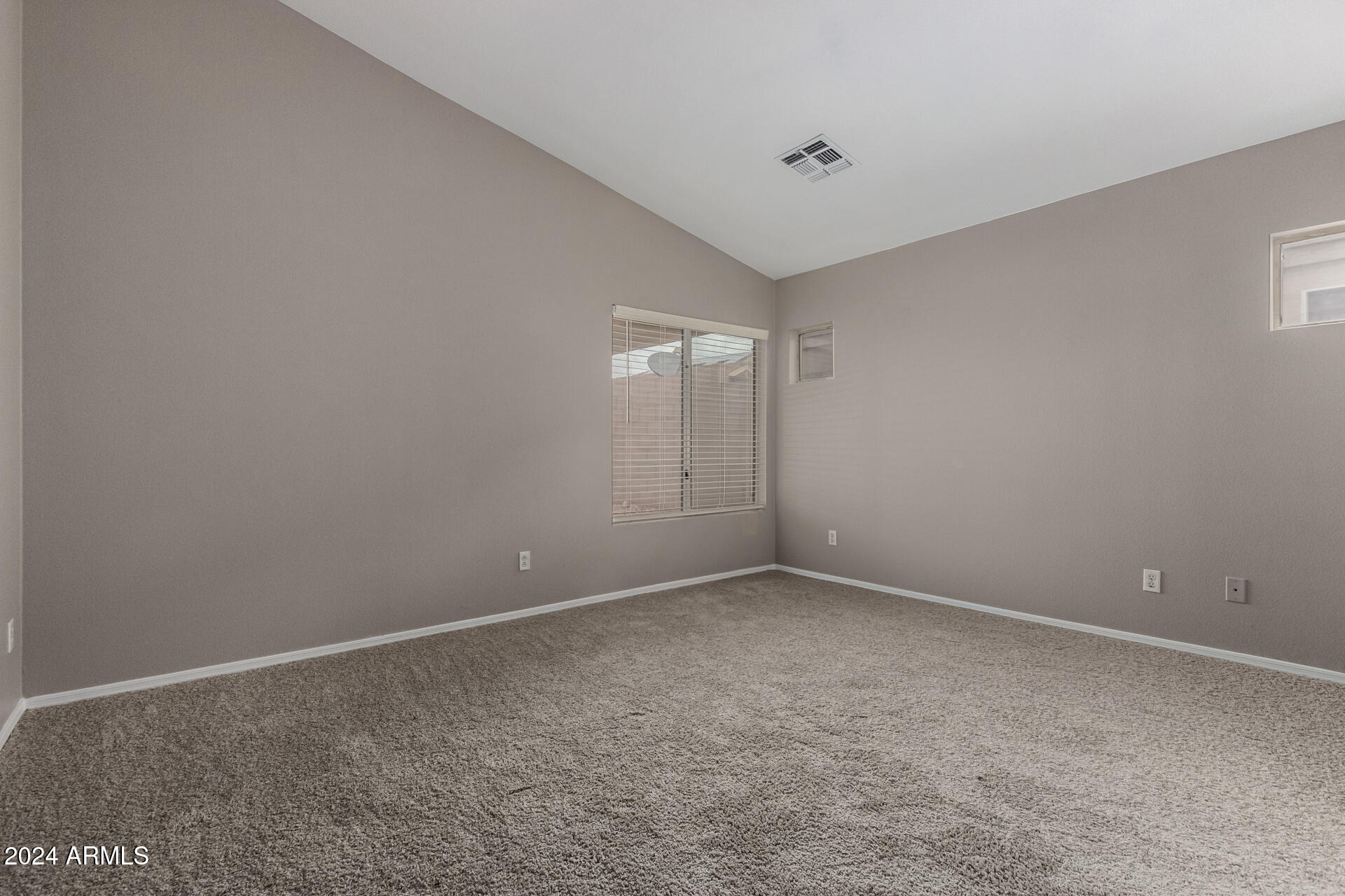 11338 West Austin Thomas Drive Surprise, AZ 85378 - Photo 15 of 29 0015-15 - Austin Thomas