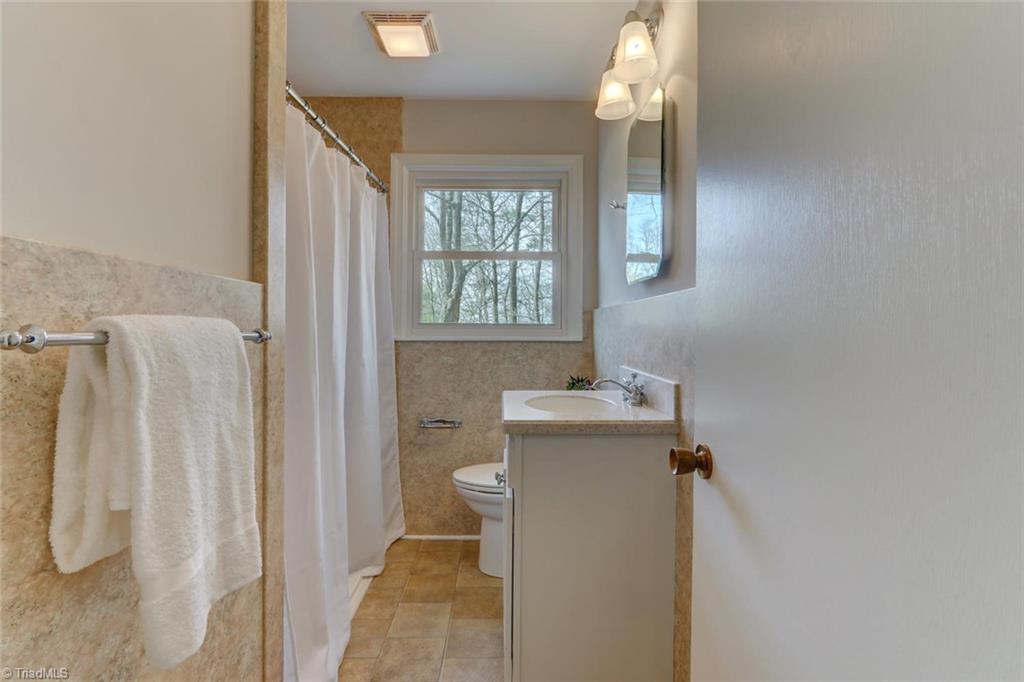 6206 Ballinger Road Greensboro, NC 27410 - Photo 21 of 30 Gallery Image 21