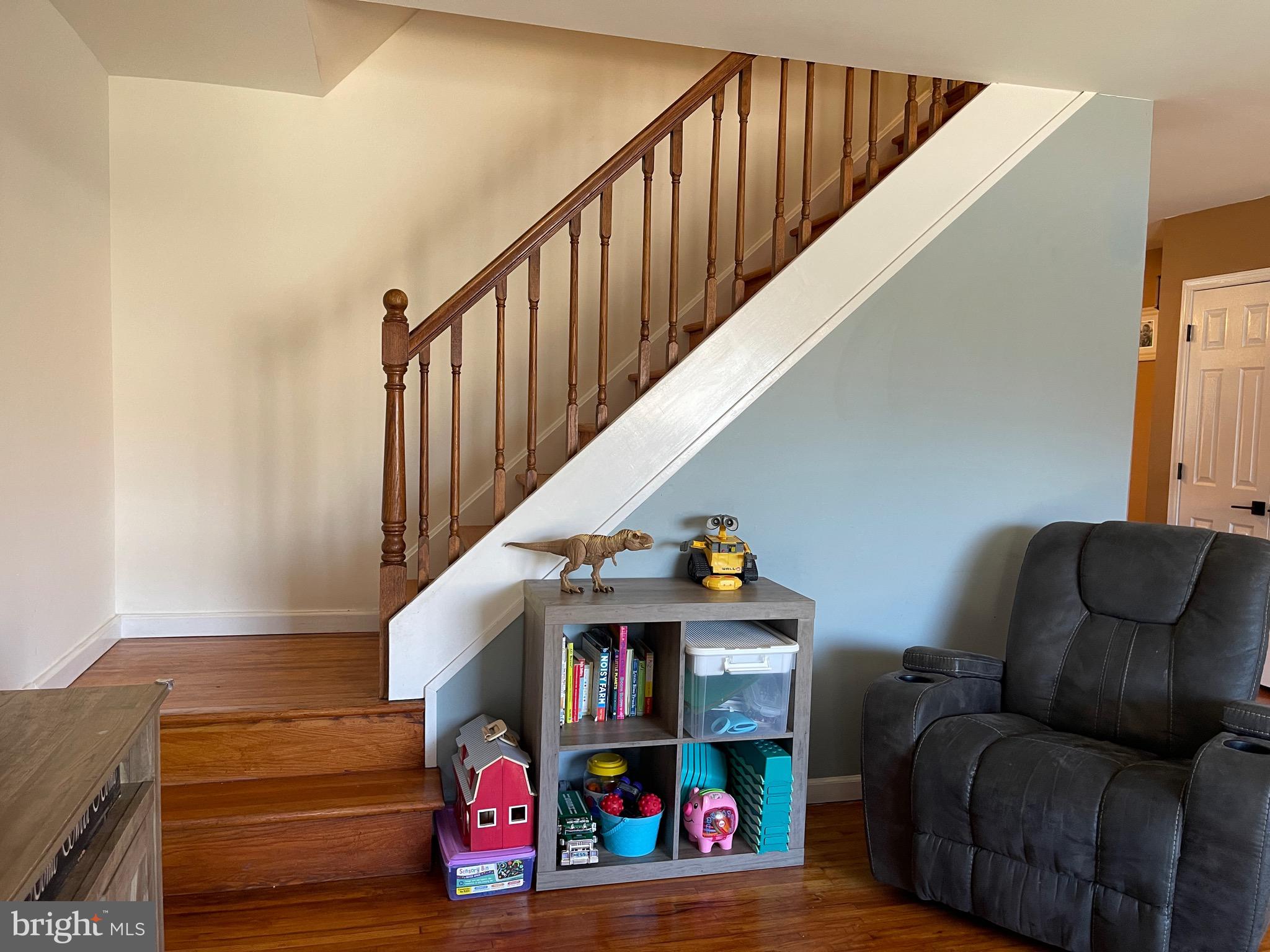 12735 Medford Road Philadelphia, PA 19154 - Photo 3 of 57 Gallery Image 3