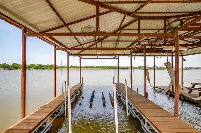 $1,495,000 | 264 Shoreline Drive, Azle, TX 76020