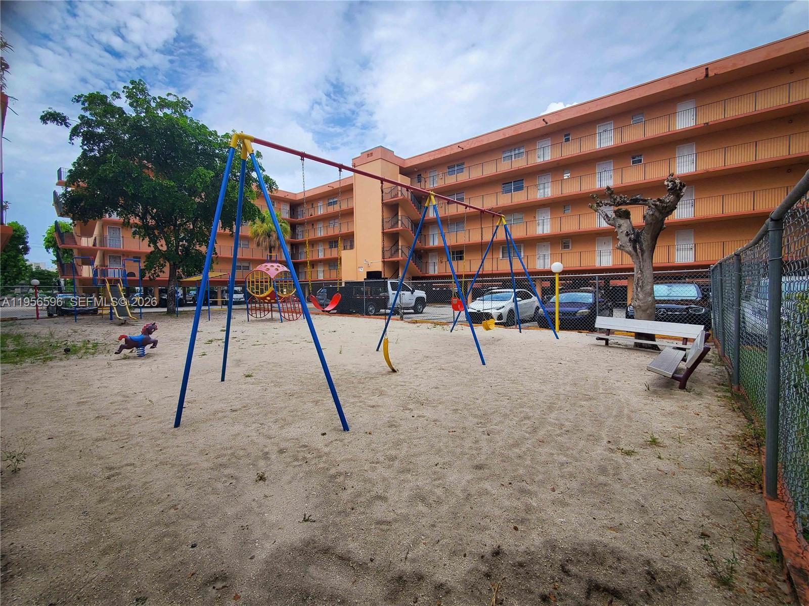 1990 West 56th Street, Unit 1216 Hialeah, FL 33012 - Photo 18 of 19