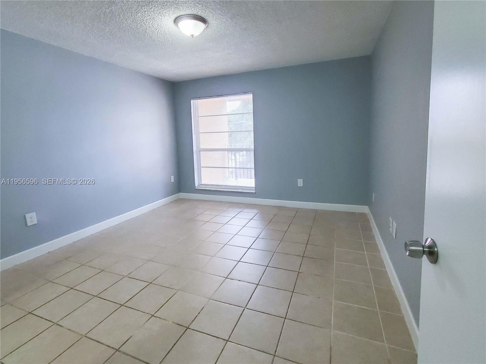 1990 West 56th Street, Unit 1216 Hialeah, FL 33012 - Photo 4 of 19