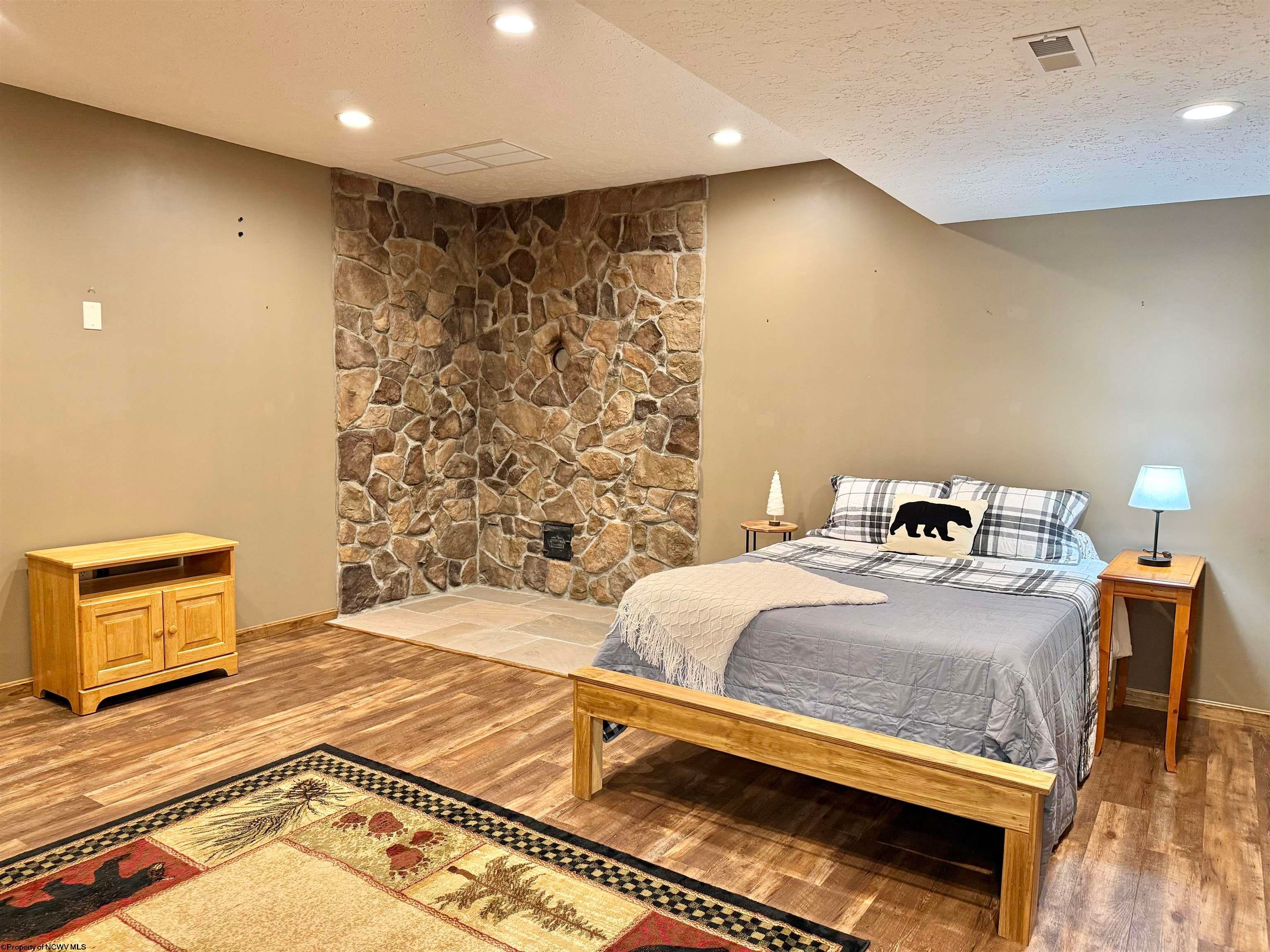 310 Hawthorne Point Dryfork, WV 26263 - Photo 31 of 41 Gallery Image 31
