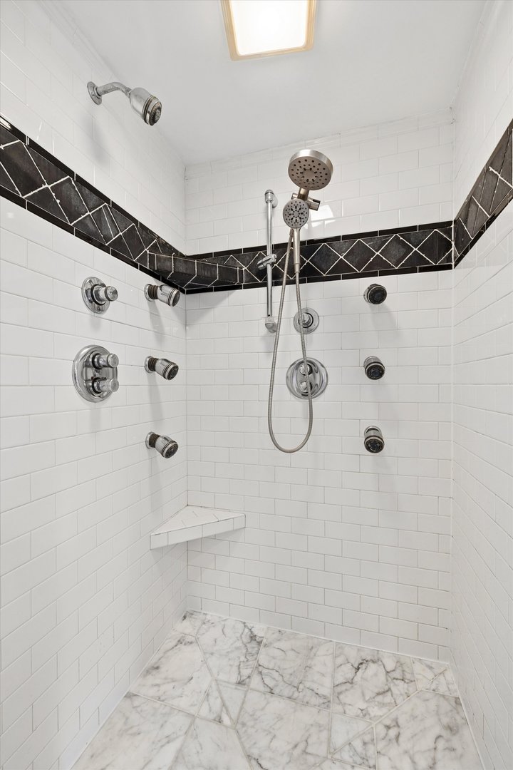 237 Ridgewood Avenue Davenport, IA 52803 - Photo 39 of 66 Gallery Image 39