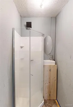 $49,500 | 701 White Avenue, Greenville, IL 62246