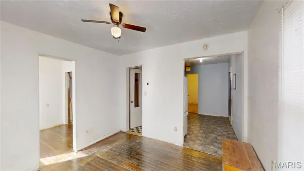 $49,500 | 701 White Avenue, Greenville, IL 62246