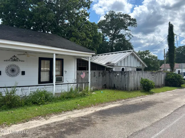 $49,900 | 67 Main Avenue, Brooklyn, MS 39425