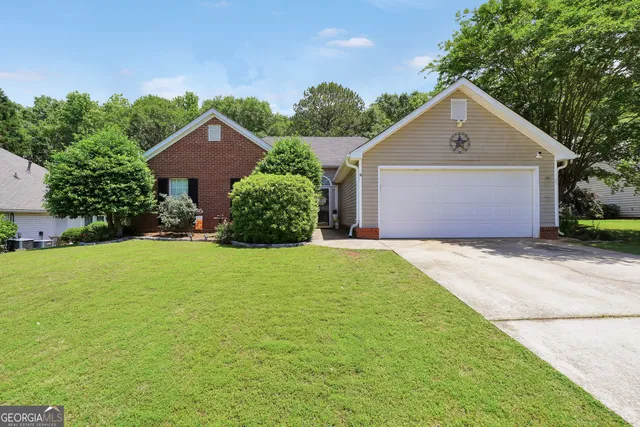 $270,000 | 422 Old Ivy Path, McDonough, GA 30253