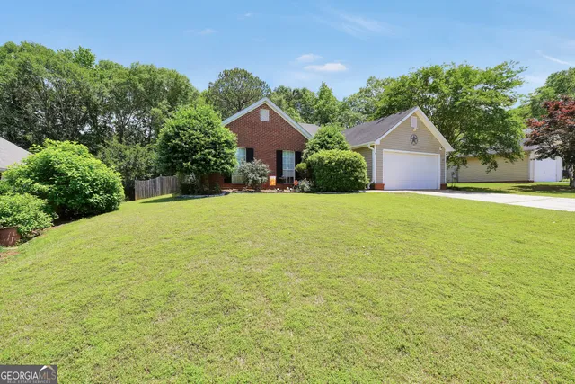 $270,000 | 422 Old Ivy Path, McDonough, GA 30253
