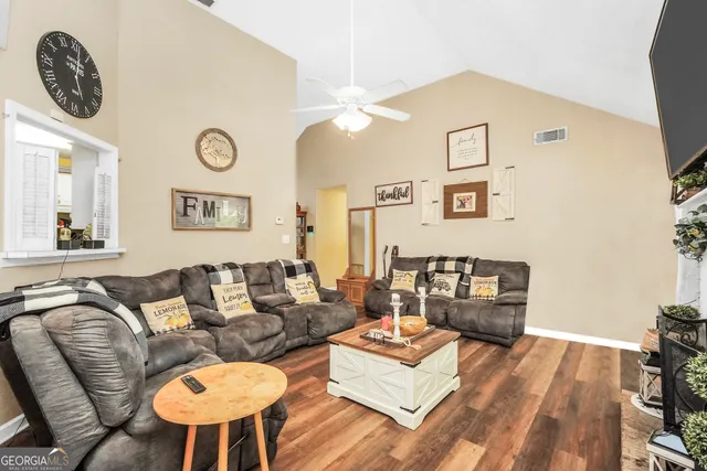 $270,000 | 422 Old Ivy Path, McDonough, GA 30253