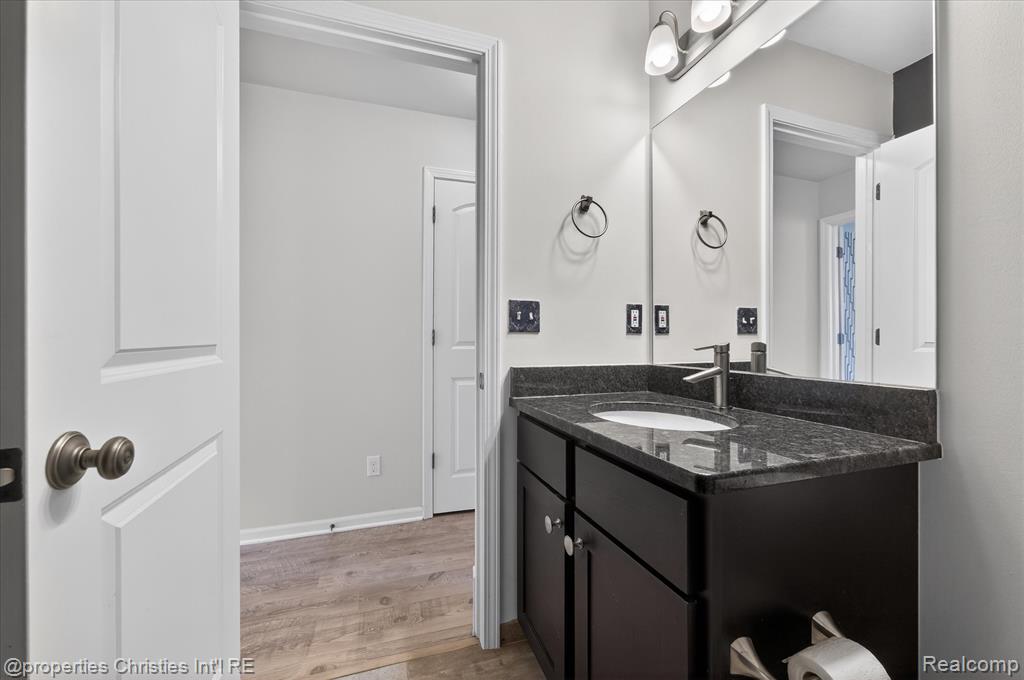 2683 Harvard Road Berkley, MI 48072 - Photo 34 of 60