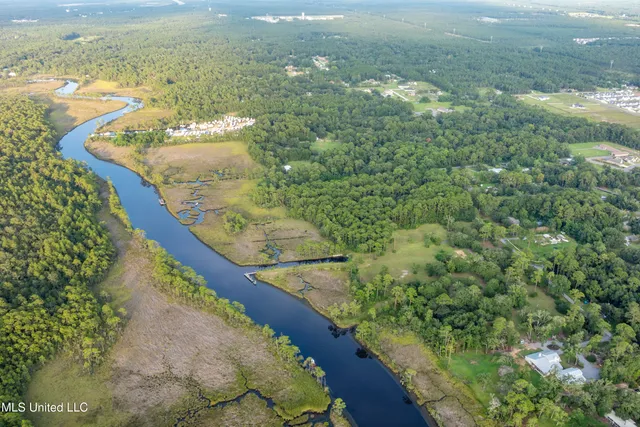 $2,500,000 | 8908 Dixie Street, Ocean Springs, MS 39564