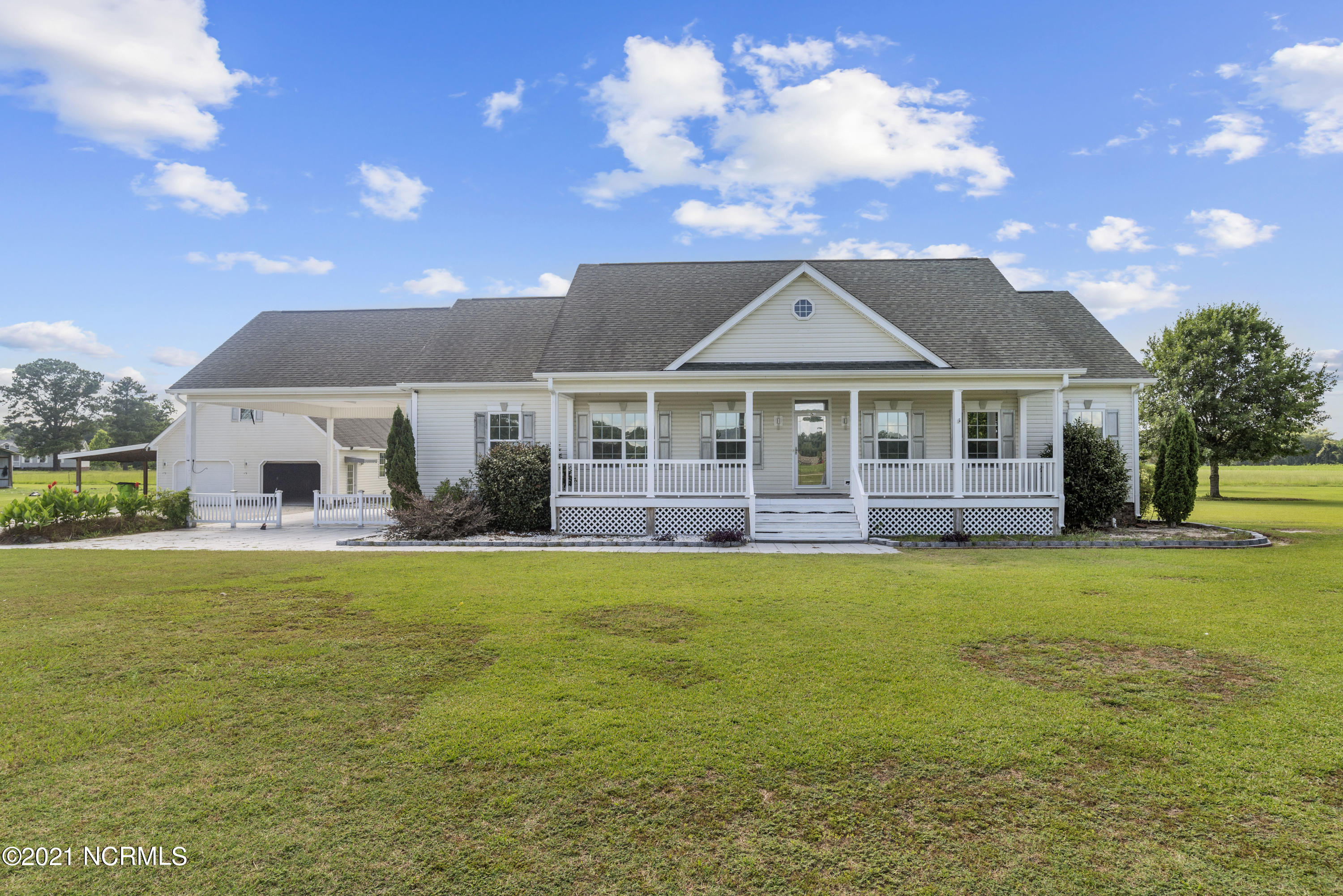 146 Ipock Loop Road Cove City, NC 28523 - Photo 1 of 23 146 Ipock Loop Rd 21