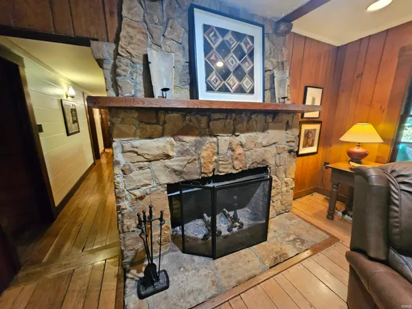$470,000 | 3525 Koring Road, Evansville, IN 47720