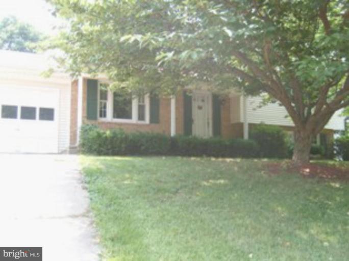 8817 Rachell Court Manassas, VA 20110 - Photo 1 of 11 Exterior (Main)