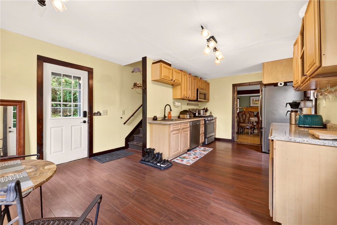 7810 State Rte 21 Naples, NY 14512 - Photo 3 of 35