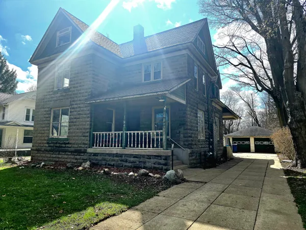 $189,900 | 622 Maple Street, Colon, MI 49040