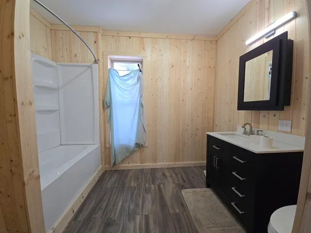 $189,900 | 622 Maple Street, Colon, MI 49040