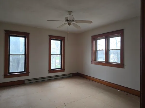 $189,900 | 622 Maple Street, Colon, MI 49040