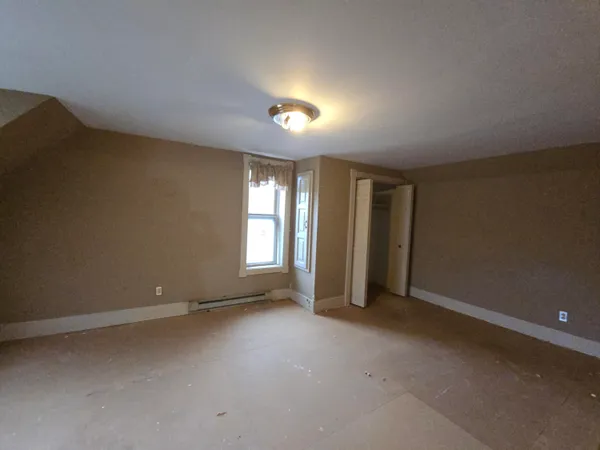 $189,900 | 622 Maple Street, Colon, MI 49040