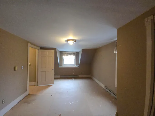 $189,900 | 622 Maple Street, Colon, MI 49040