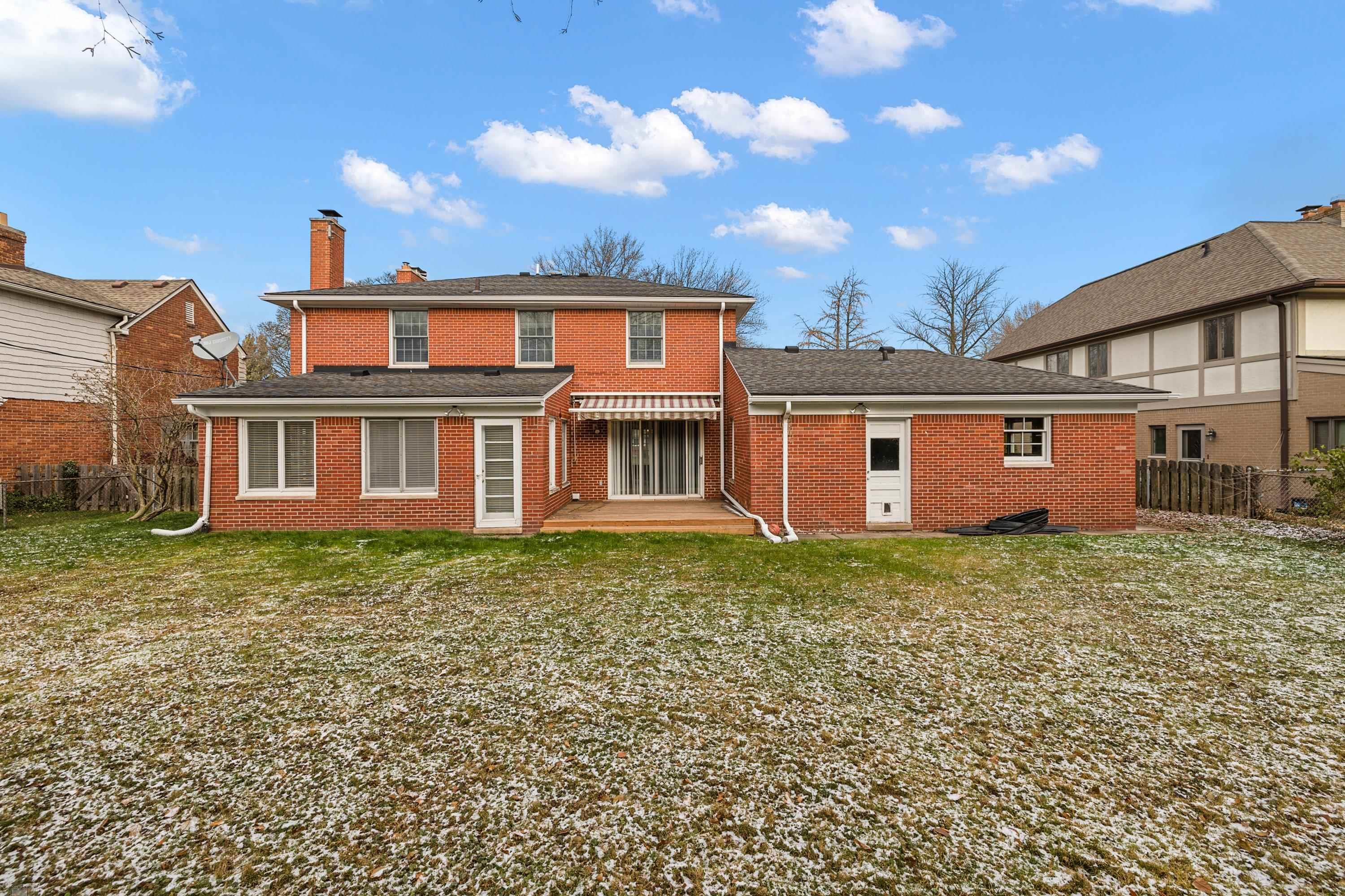 49 Hampton Road Grosse Pointe, MI 48236 - Photo 49 of 51 50128937-7bcfb3cd-06f3-4946-915d-bffd2569a5d8.JPG
