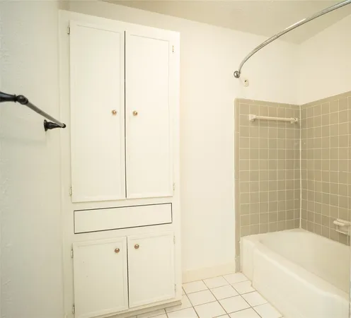 $2,200 | 4522 Briarbend Drive, Houston, TX 77035