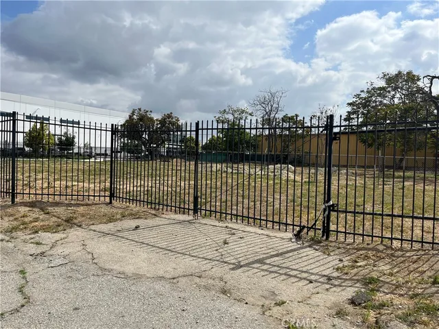 a view of a basket ball ground