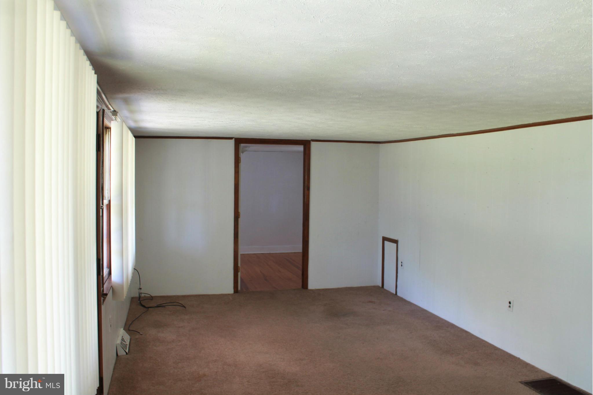3516 Papermill Road Winchester, VA 22602 - Photo 8 of 28 Bright light illuminating living area.