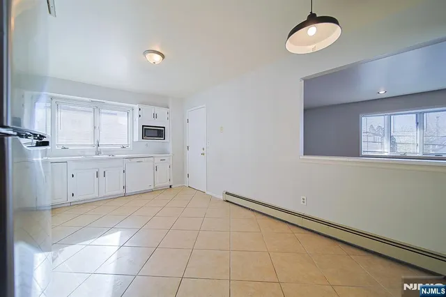 $3,000 | 28 Scudder Street, Unit 2, Garfield, NJ 07026