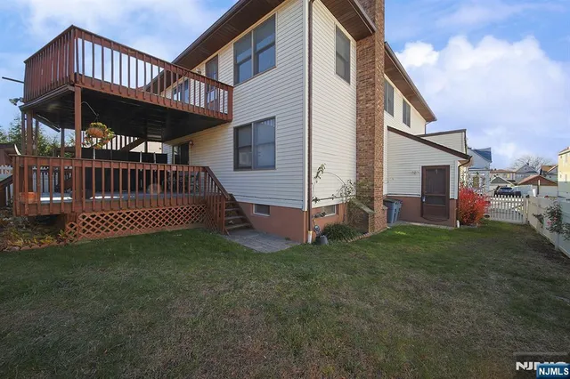 $3,000 | 28 Scudder Street, Unit 2, Garfield, NJ 07026