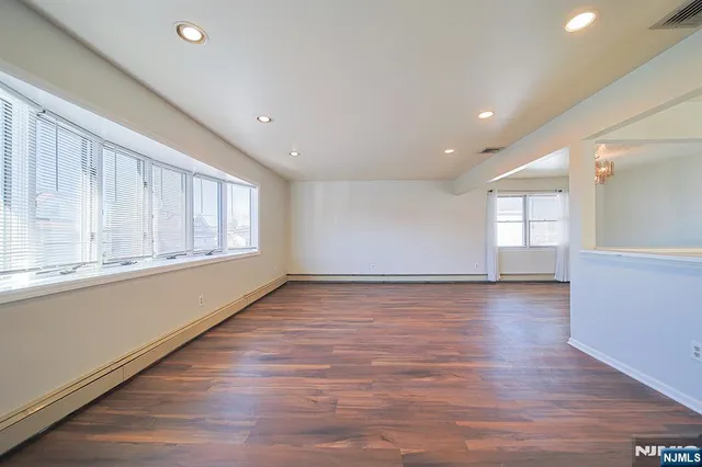 $3,000 | 28 Scudder Street, Unit 2, Garfield, NJ 07026