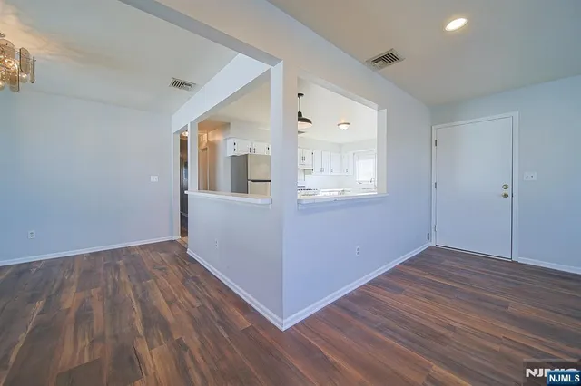 $3,000 | 28 Scudder Street, Unit 2, Garfield, NJ 07026