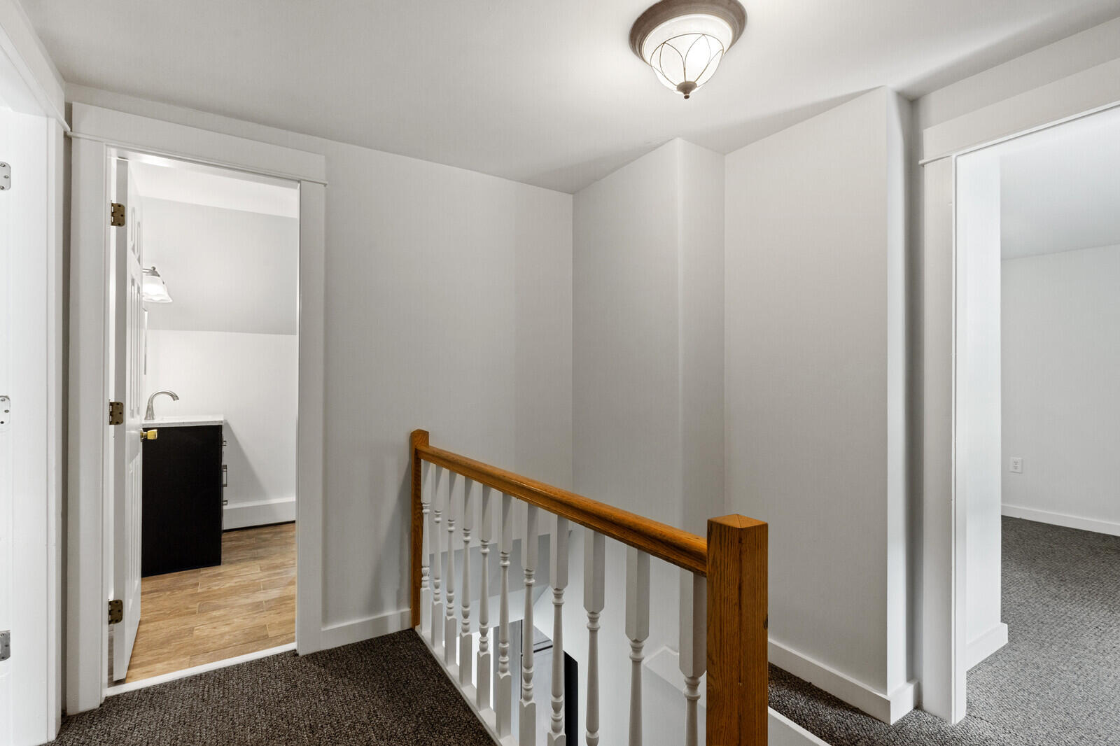 111 Dutton Road South China, ME 04358 - Photo 47 of 57 Hallway