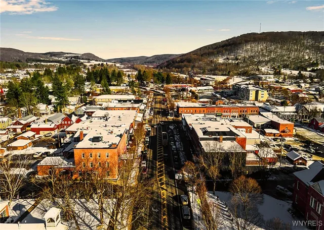 $499,000 | 15 Alpine Meadows, Ellicottville, NY 14731