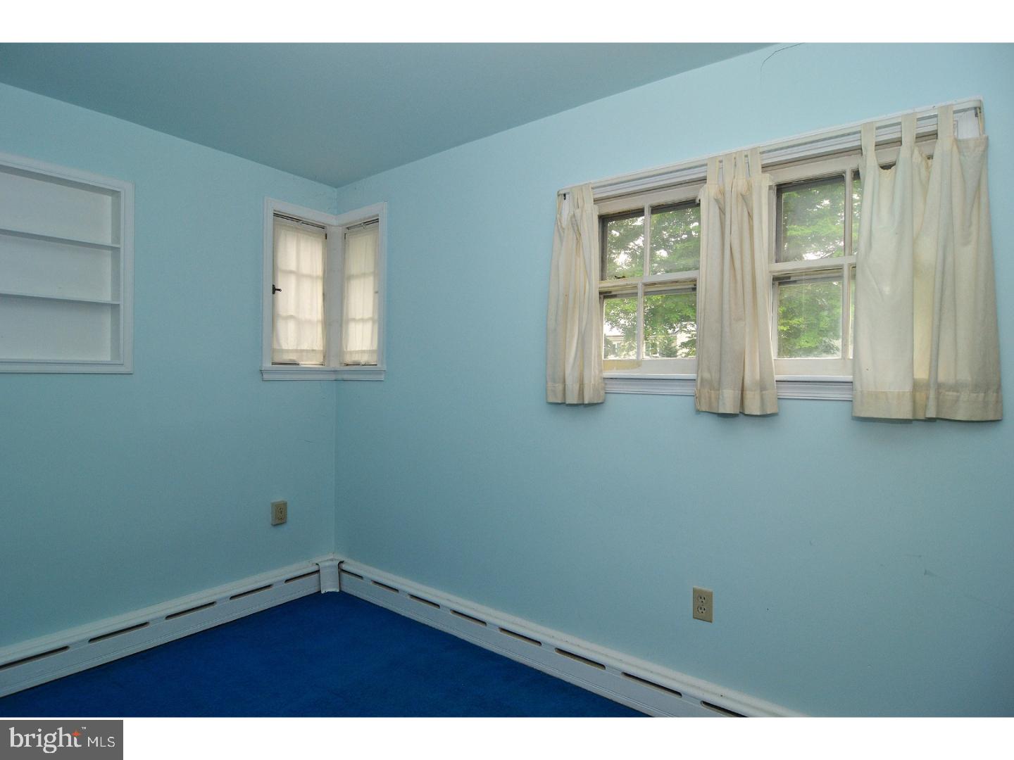 359 High Boulevard Reading, PA 19607 - Photo 6 of 19