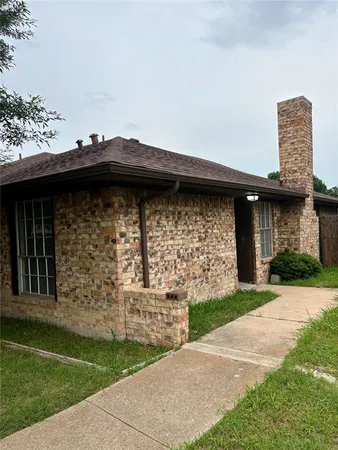 $2,100 | 3008 Townbluff Drive, Plano, TX 75075