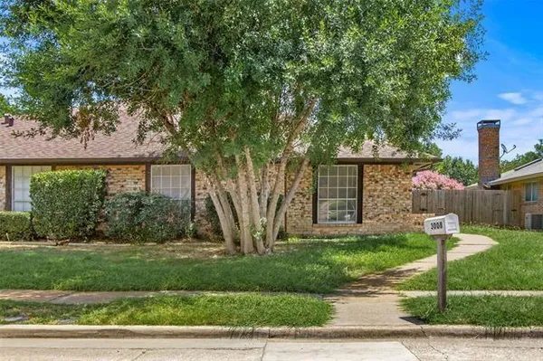 $2,100 | 3008 Townbluff Drive, Plano, TX 75075