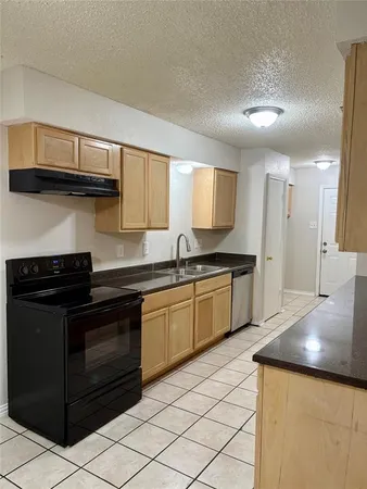 $2,100 | 3008 Townbluff Drive, Plano, TX 75075