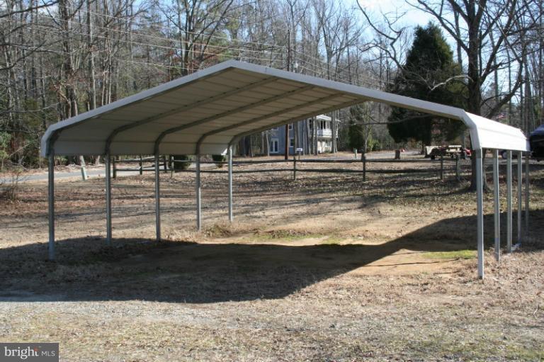 323 Forest Grove Road Colonial Beach, VA 22443 - Photo 18 of 30 Carport