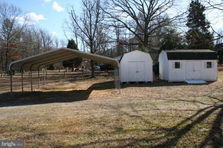 323 Forest Grove Road Colonial Beach, VA 22443 - Photo 22 of 30 Carport & Sheds