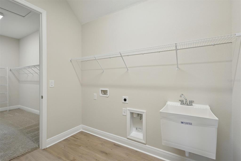 1988 Webbstone Way Zephyrhills, FL 33541 - Photo 27 of 31