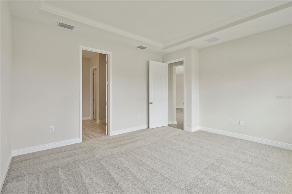 1988 Webbstone Way Zephyrhills, FL 33541 - Photo 6 of 31