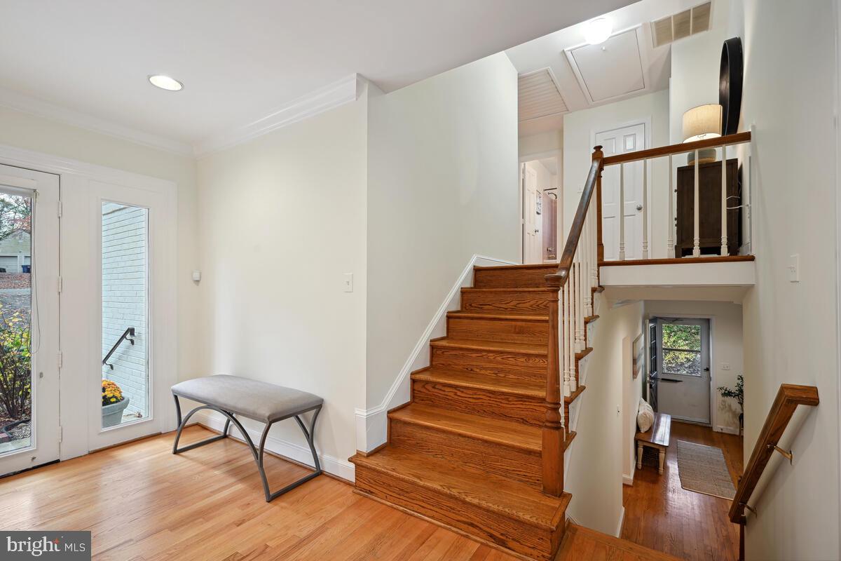 12303 Remington Drive Silver Spring, MD 20902 - Photo 11 of 68 Foyer