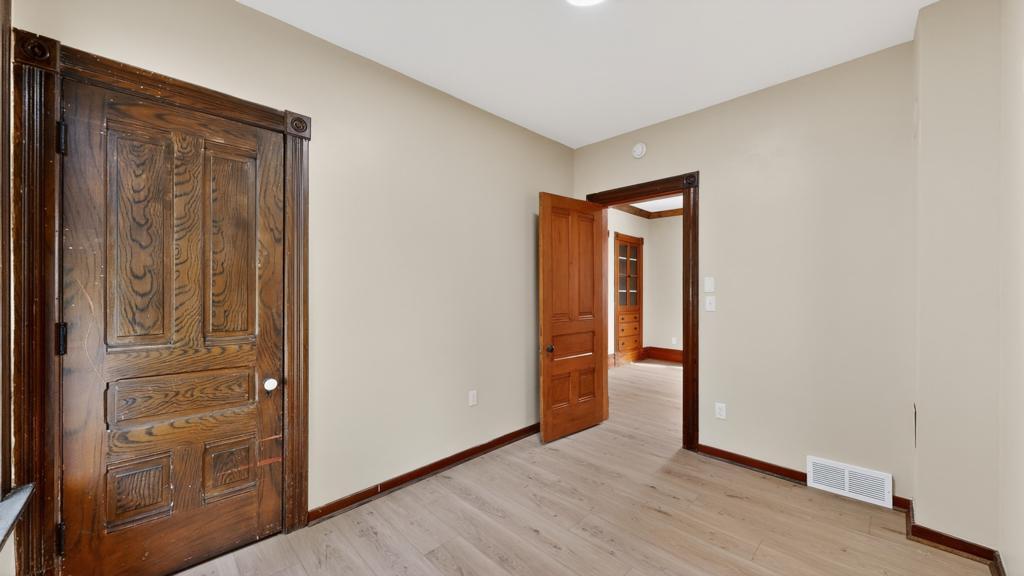 418 8th Street Red Wing, MN 55066 - Photo 11 of 37