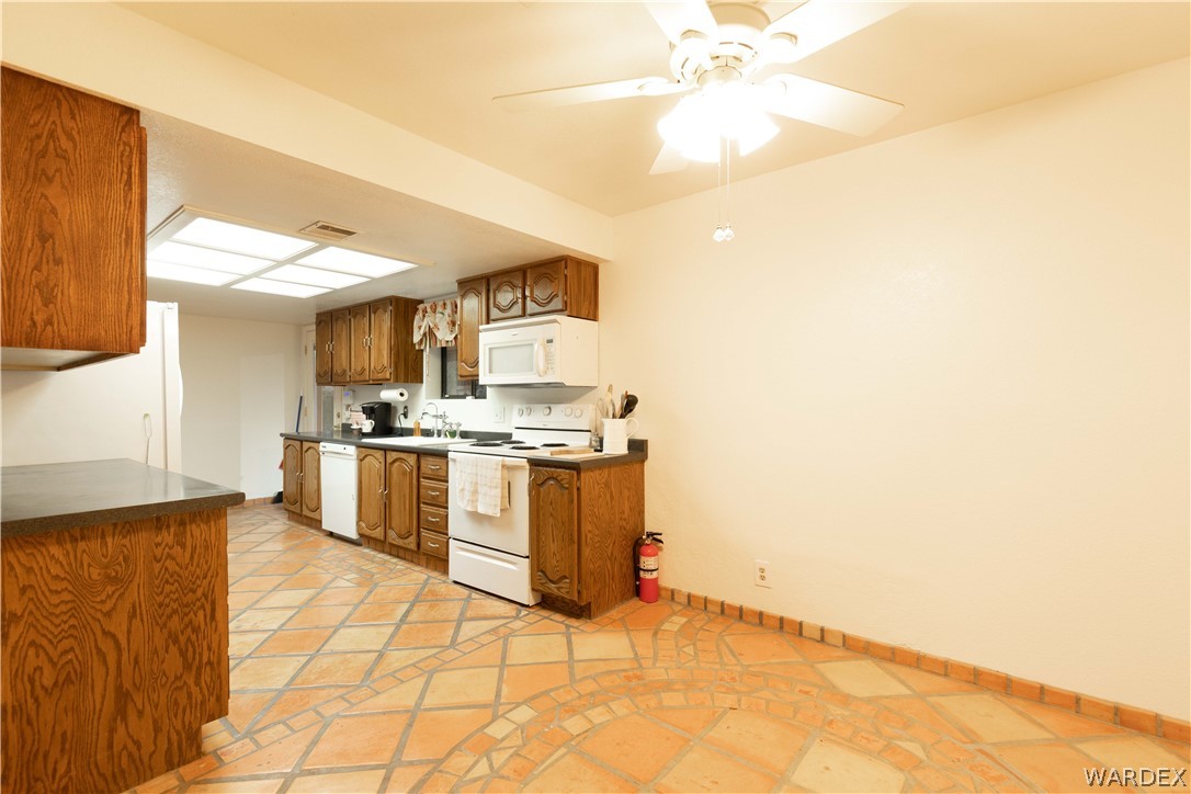 564 South Bowie Road Golden Valley, AZ 86413 - Photo 16 of 50 Gallery Image 16