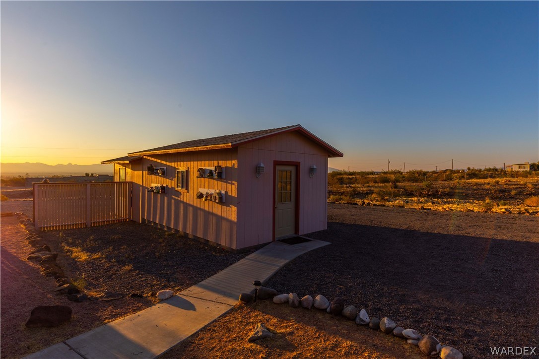 564 South Bowie Road Golden Valley, AZ 86413 - Photo 4 of 50 Gallery Image 4