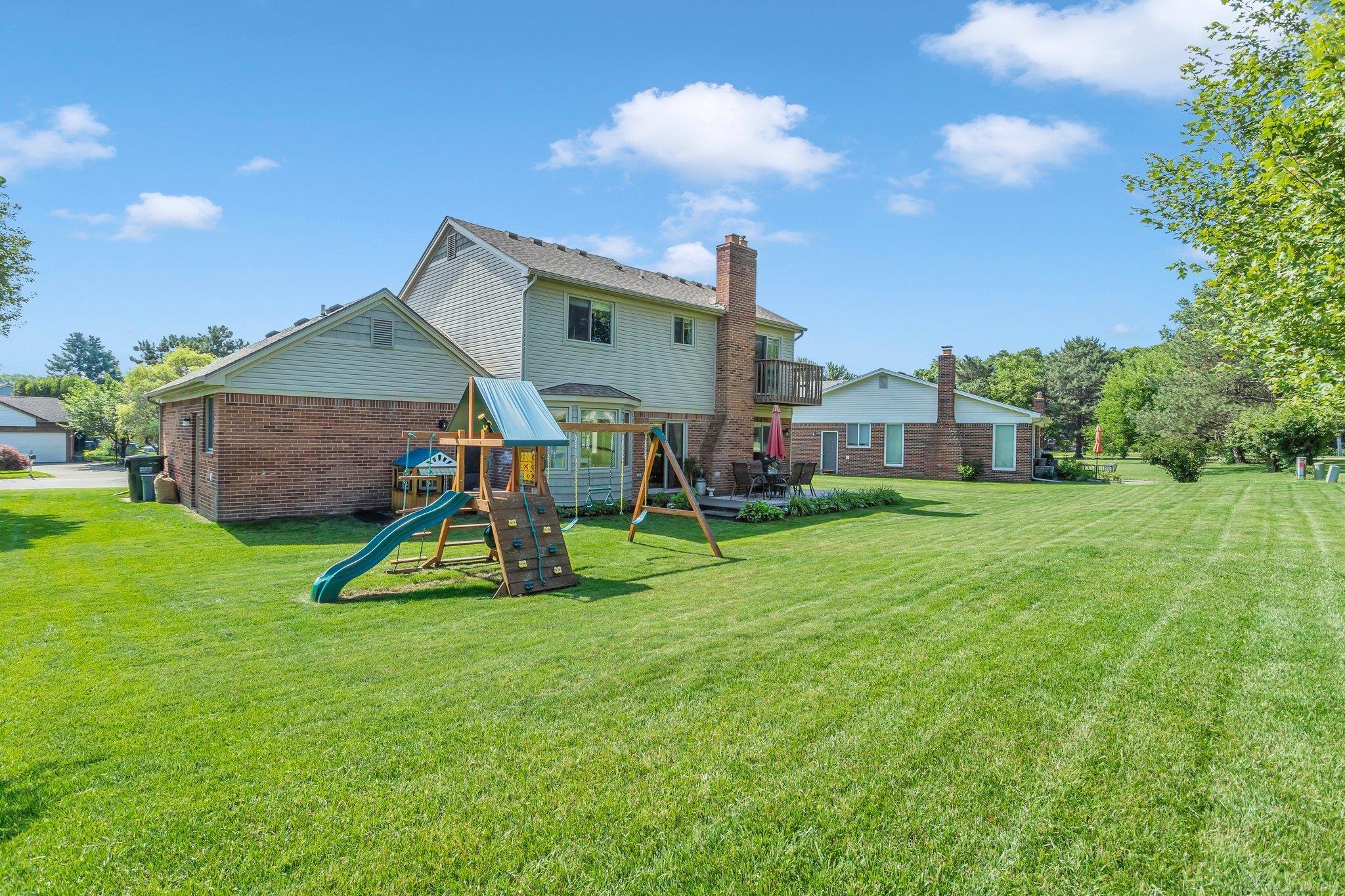 690 Baker Street Rochester Hills, MI 48307 - Photo 29 of 30