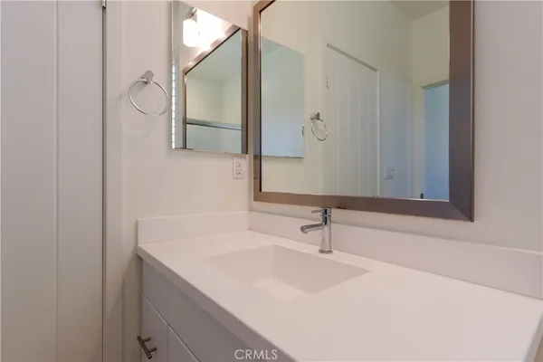 $4,300 | 55 Jasmine, Lake Forest, CA 92630