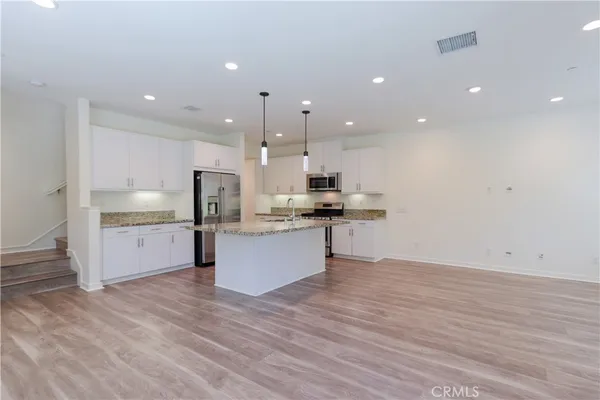 $4,300 | 55 Jasmine, Lake Forest, CA 92630